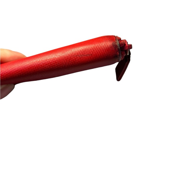 PRADA red saffiano leather trifold wallet - Picture 8 of 15